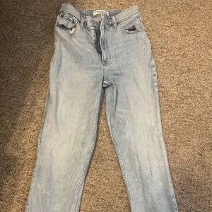 Abercrombie & fitch the 90’s straight ultra high rise demin